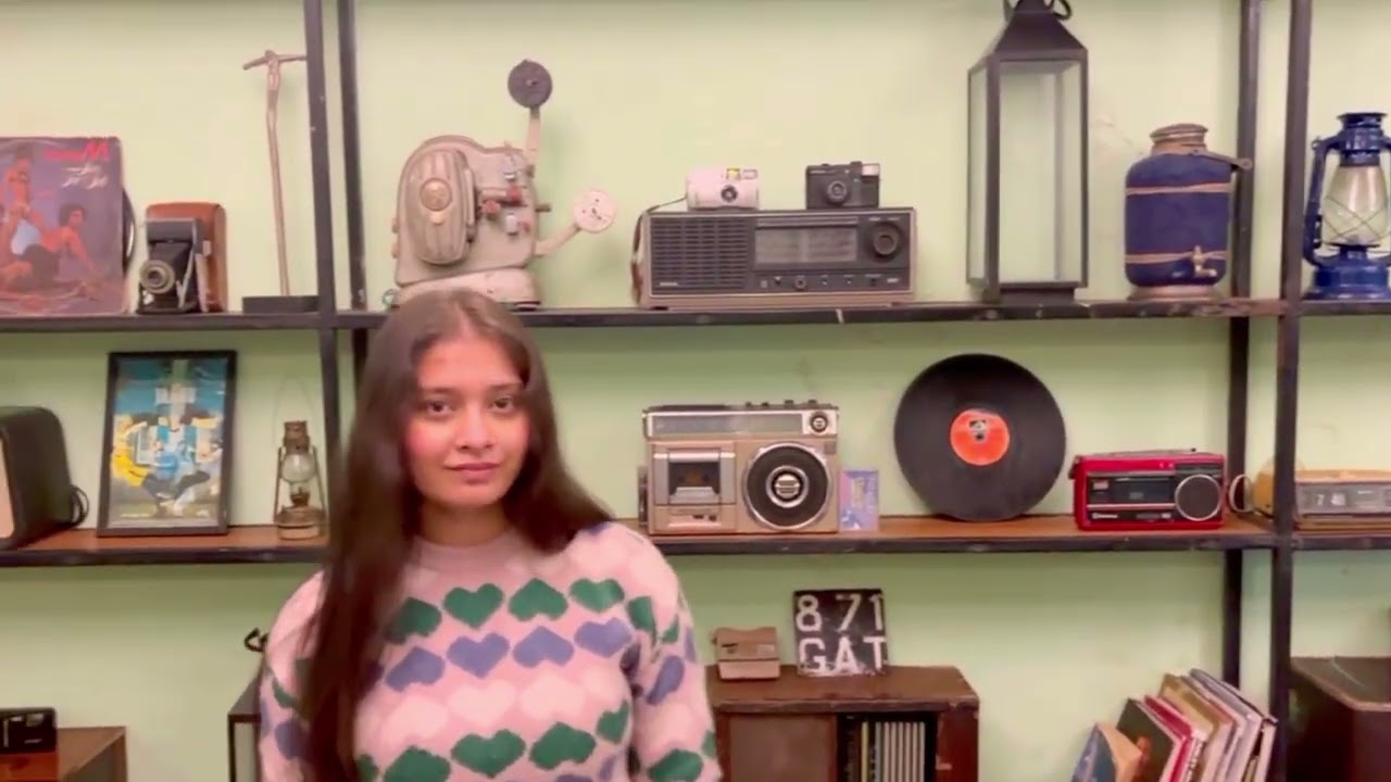 This Café in Noida Feels Like a Time Machine 🕰️ | The Courtyard Diner