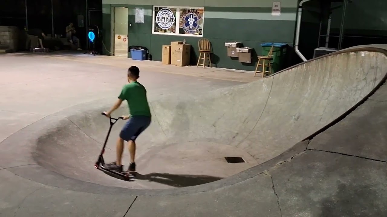 Video 1 We are riding scooters in Ormond Beach Florida skatepark 