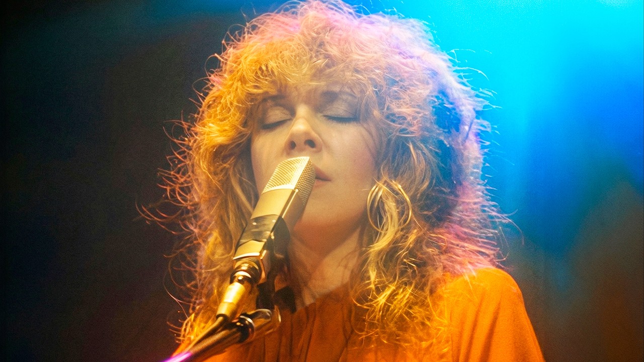 Fleetwood Mac - Sara (Official Music Video) [HD]
