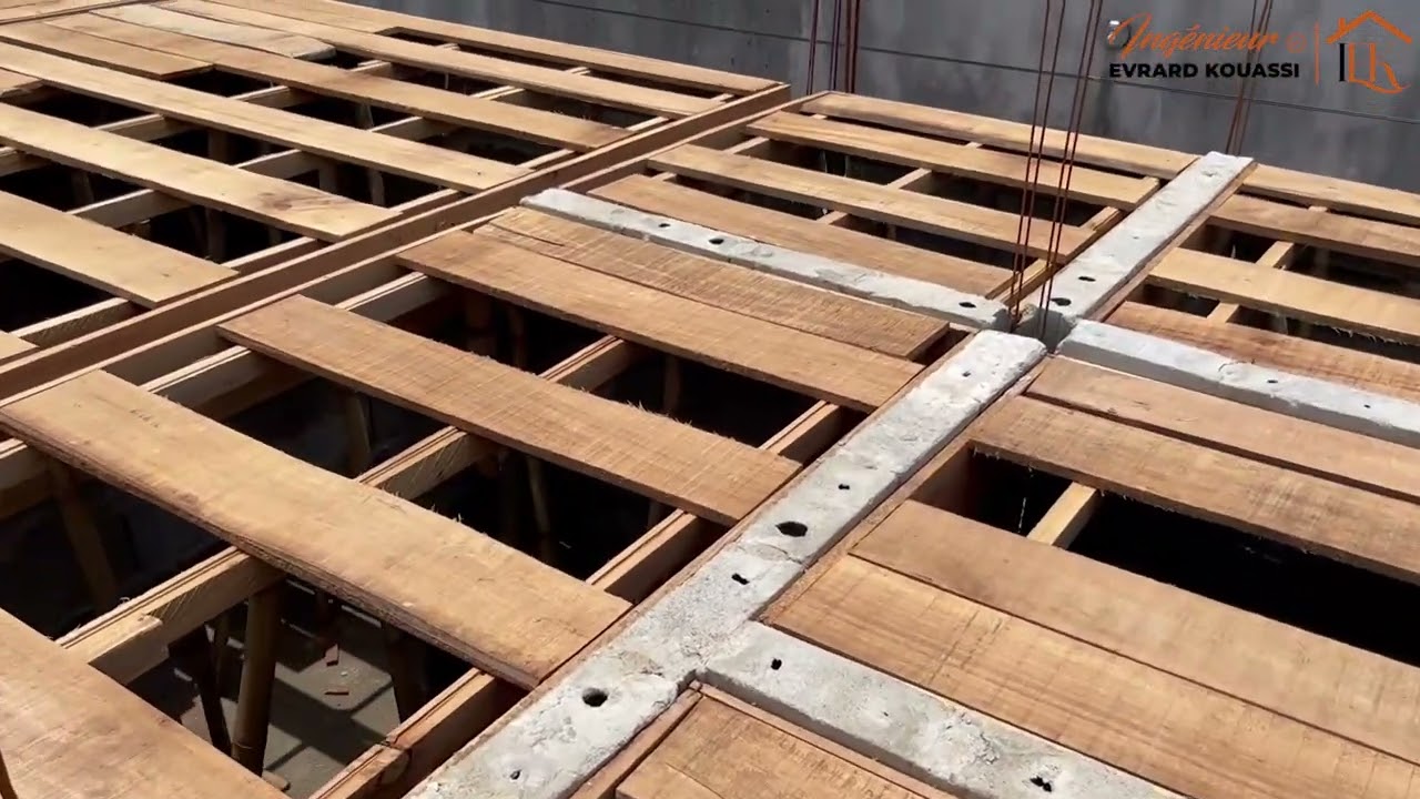 Coffrage d’un plancher à corps creux.