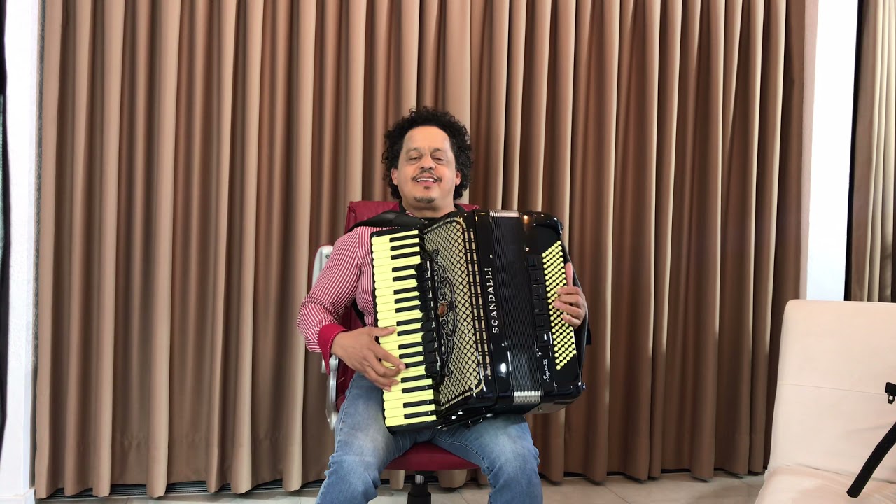 Tio Mederico com algumas variações e técnicas!