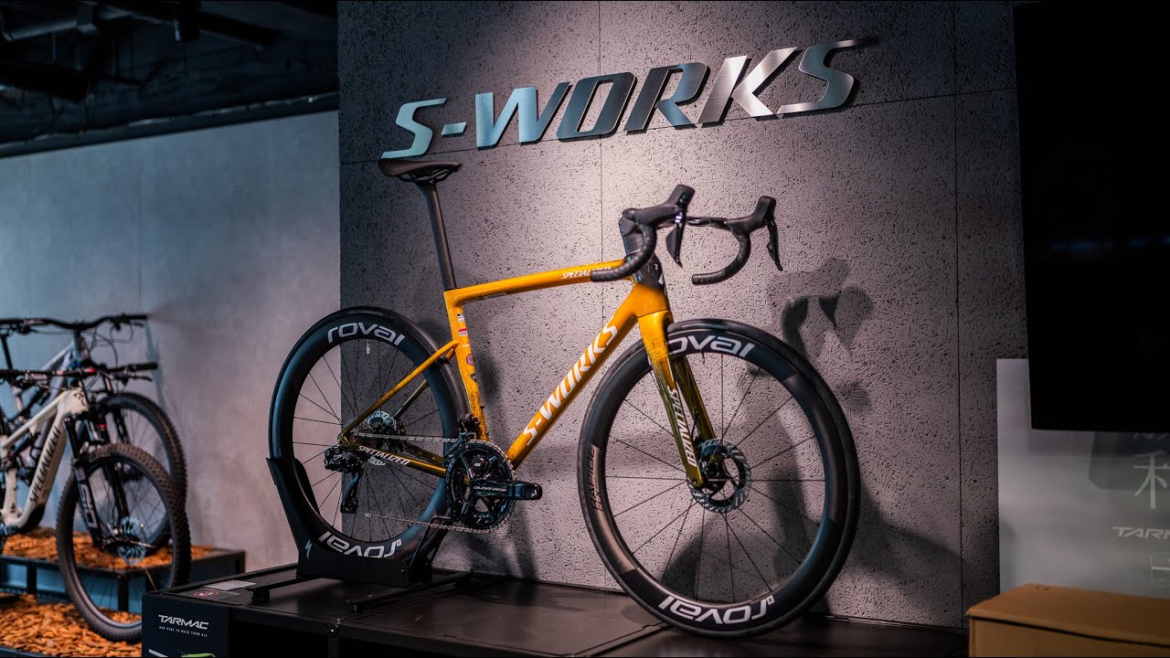 DREAM BUILD ROAD BIKE | S-Works Tarmac SL8 LTDRemco‘Golden Season’