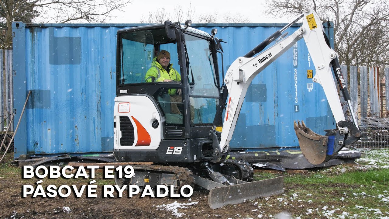 Bobcat E19 - příprava podloží pro vjezd