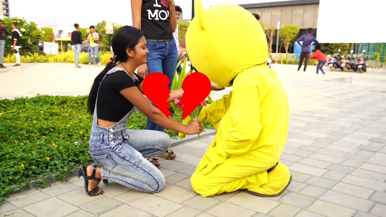 Best proposal ever | Proposing a Cute Girl | Amazing Teddy bear prank | #trending #viral #teddy