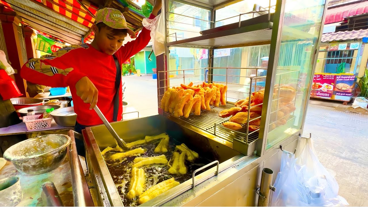 street food in Village - Cambodia ! such as fried rice cakes, fried bananas and fried potatoes...
