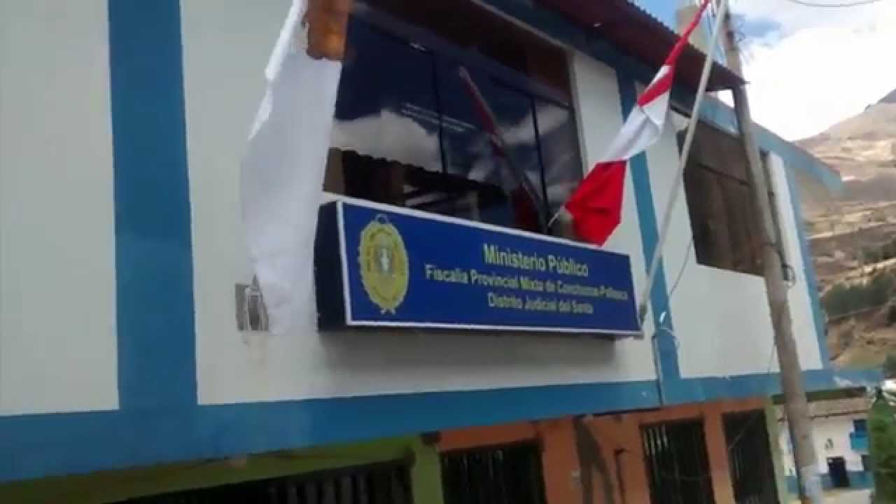 Conchucos: Trabajadores de la Fiscalia  abandonan oficinas para comer ceviche
