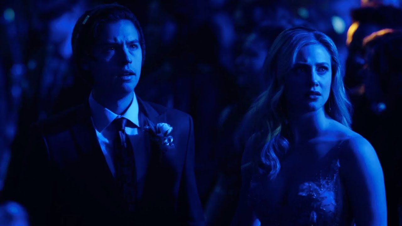 Riverdale 05x01 | Snuff Film Takes Over the Prom