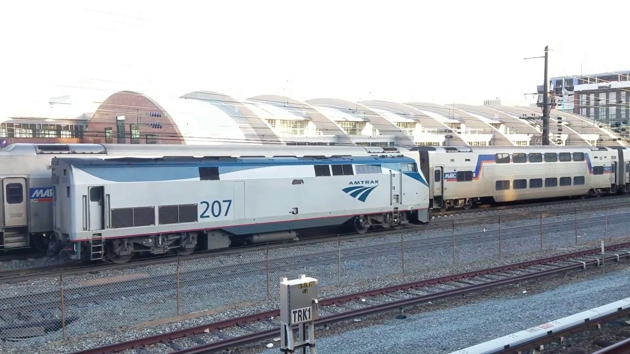 Railfanning Washington D.C. Union Station with Amtrak, MARC, and VRE Trains!