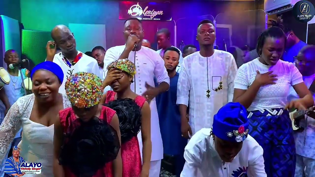 ALAYO MELODY SINGER JOYFUL NOISE Everyone in the studio nearly go on trance