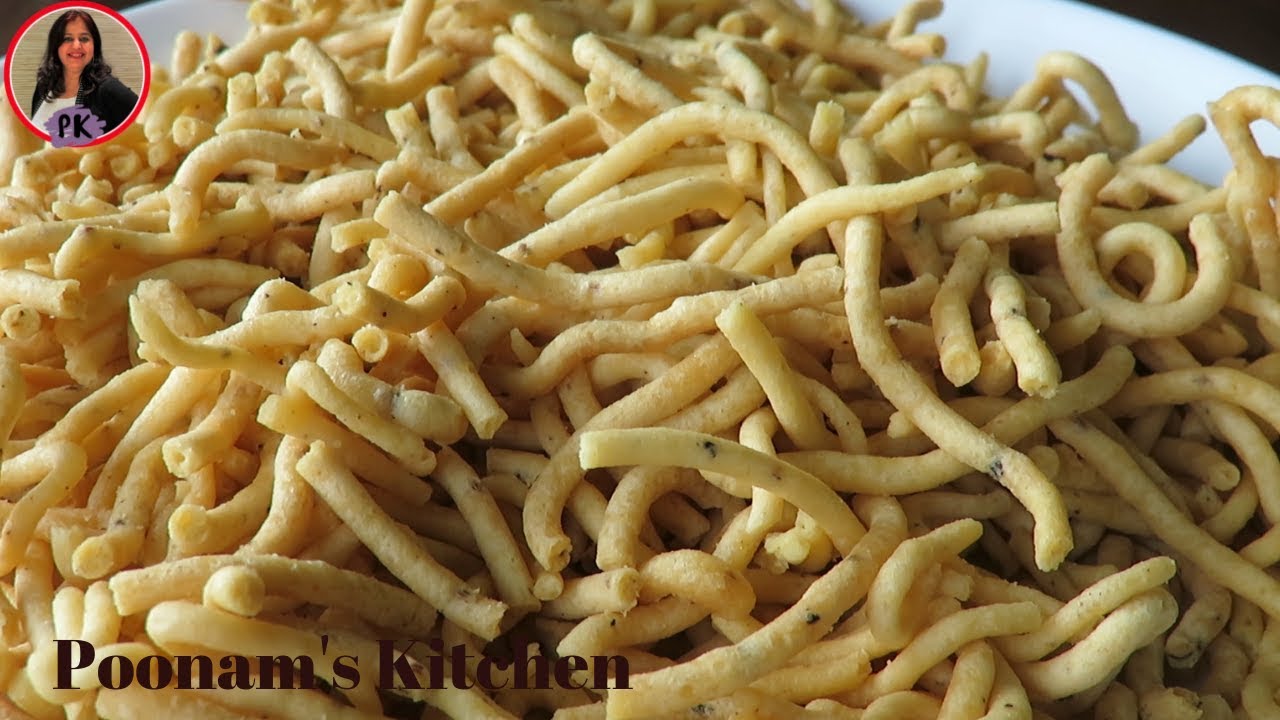 दिवाली के लिए बनायें परफेक्ट भावनगरी गाठिया/Soft and crisp Bhavnagari Gathiya|Poonam's Kitchen