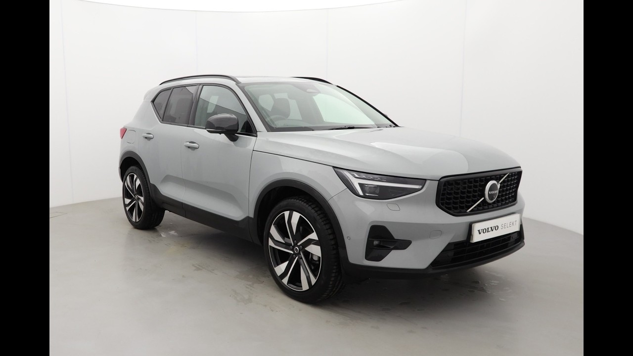 VOLVO XC40 2.0 B4P Ultra Dark 5dr Auto/Lloyd Volvo South Lakes/WF75DXR