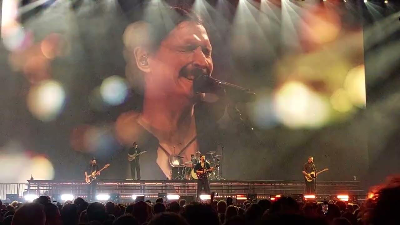 Kensington - Don't Walk Away [Amsterdam, December 3, 2025]