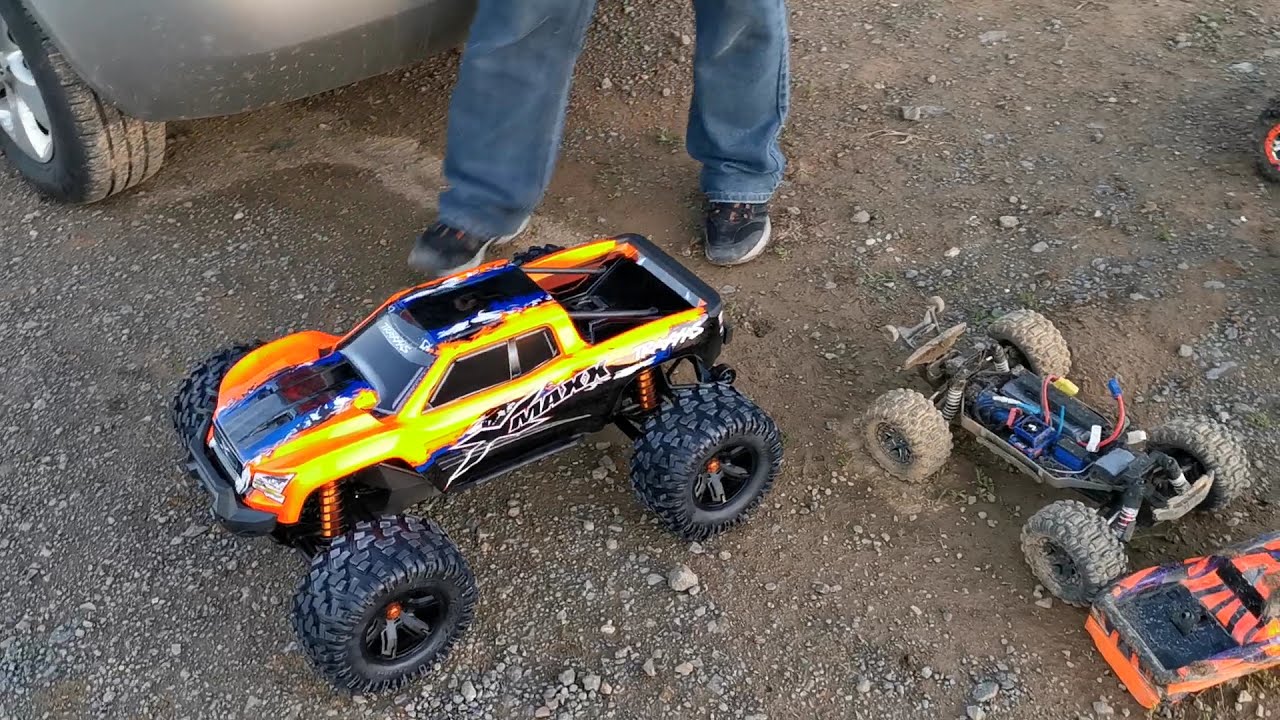 Traxxas XmaXX 8s 1. fahrt! Brachiale Power 🤘