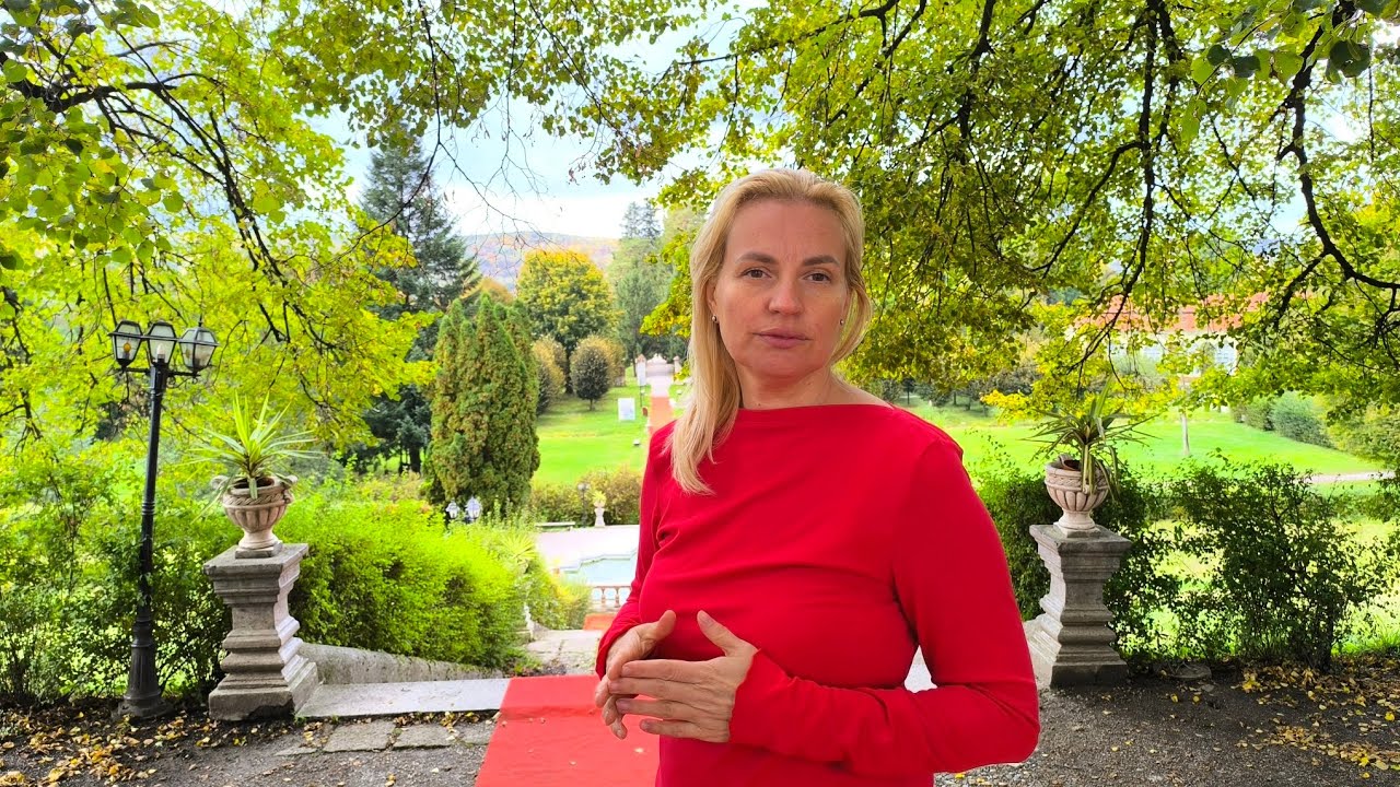 Ce poți vedea la Palatul Brukenthal din Avrig. Covor roșu ca la Cannes 