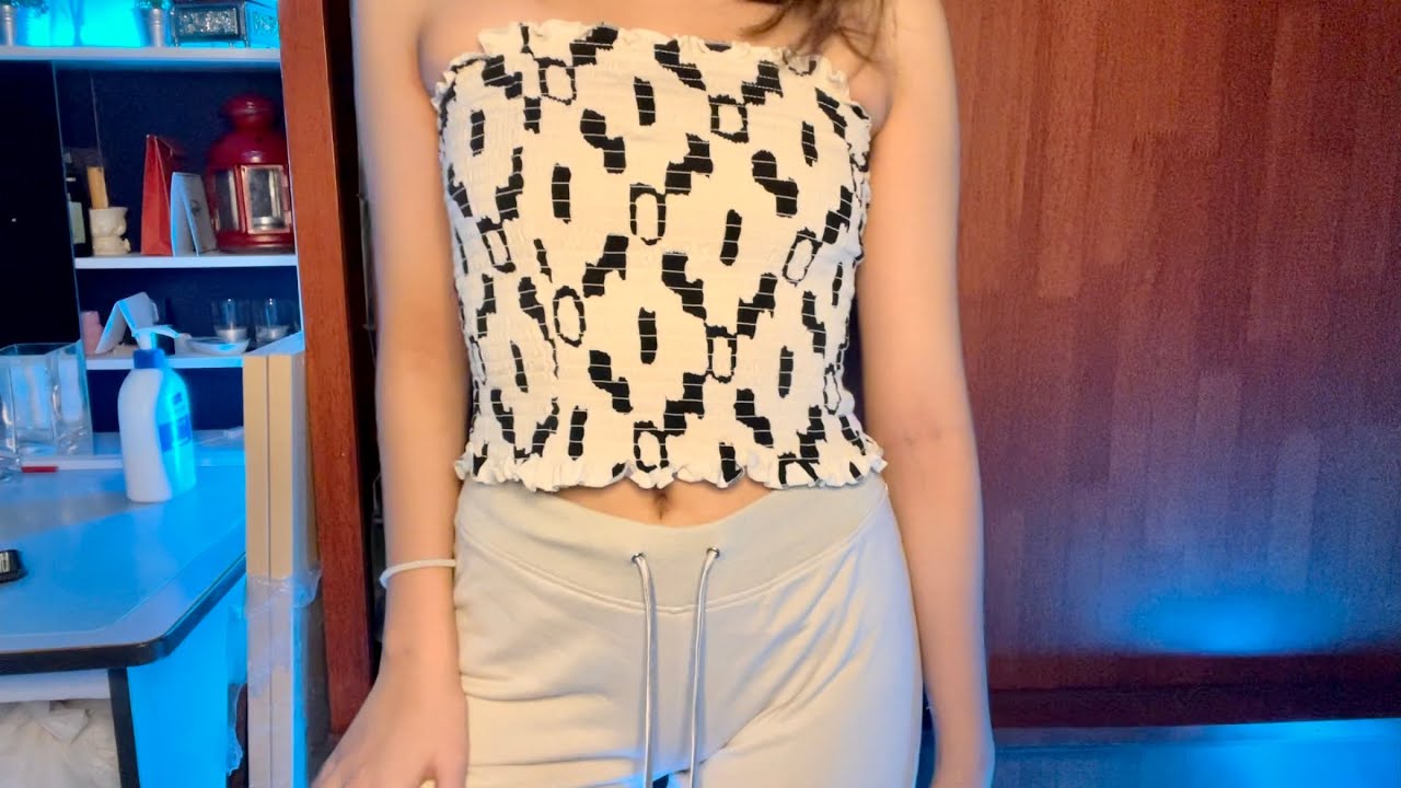 ASMR ~ Scratching My Outfit! (Ribbed Fabric Scratching Sounds)