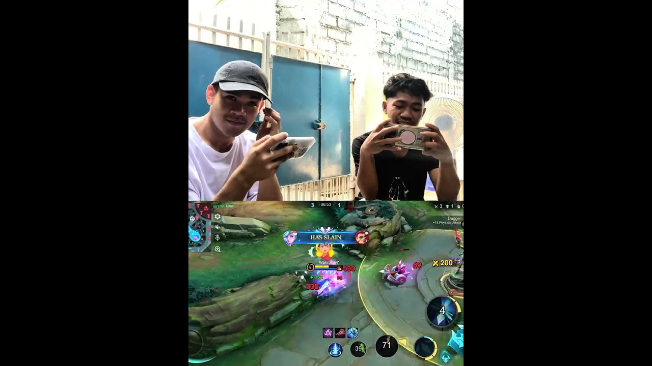 Tinamaan ako ng bola. 
