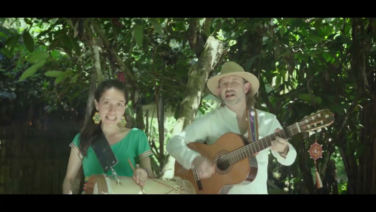 BEJUQUITO DE YAJÉ - DANZA COLIBRÍ