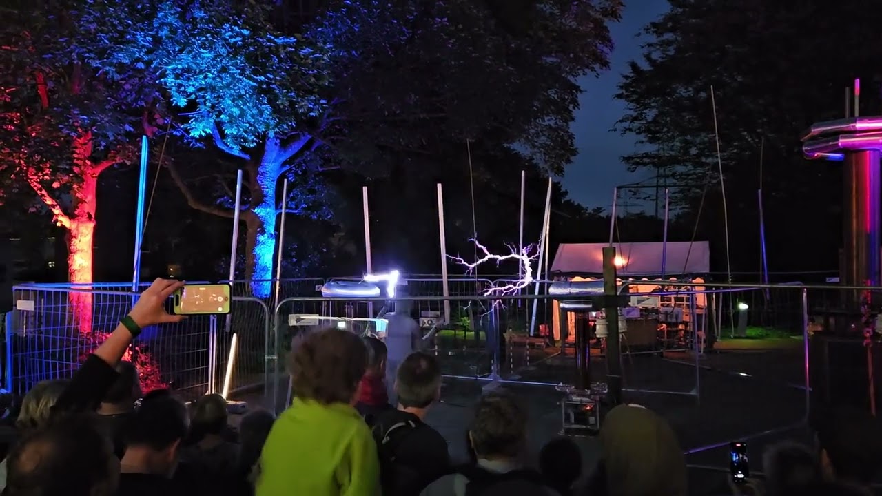 mit Strom kann man Musik machen