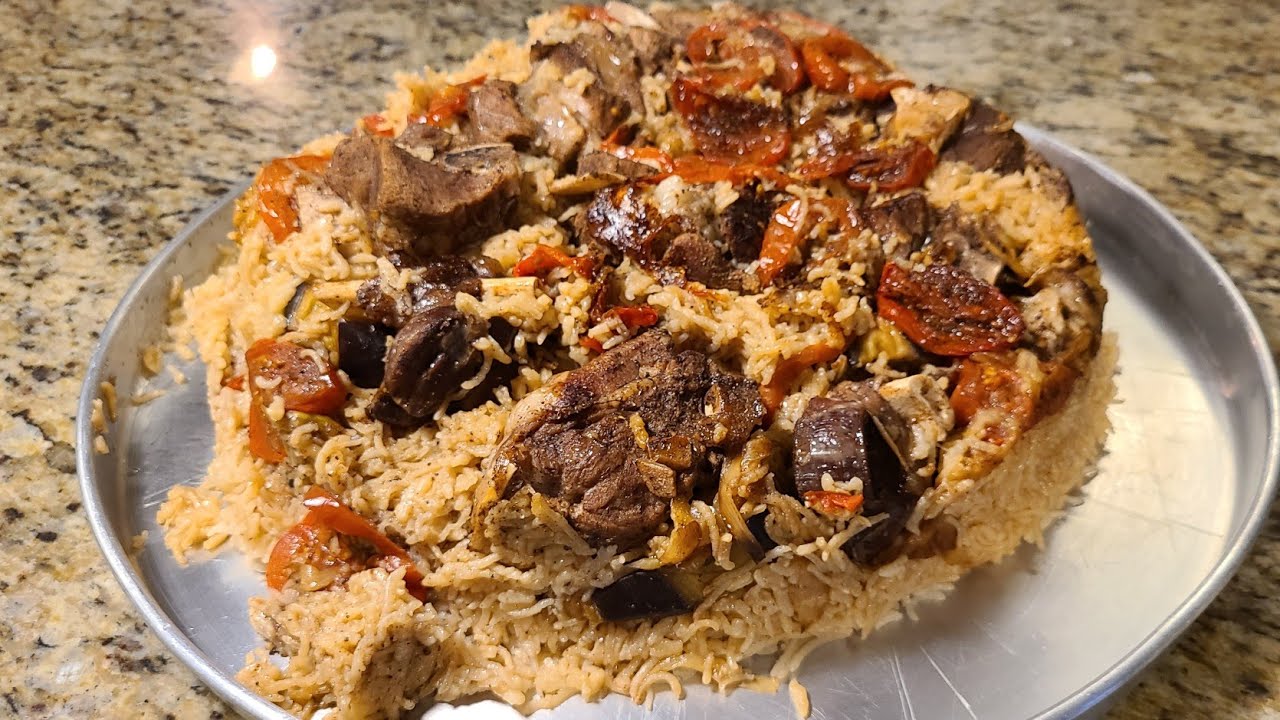 المقلوبة الفلسطينية باللحم والباذنجان | The Palestinian Maqlouba with Meat and Eggplant
