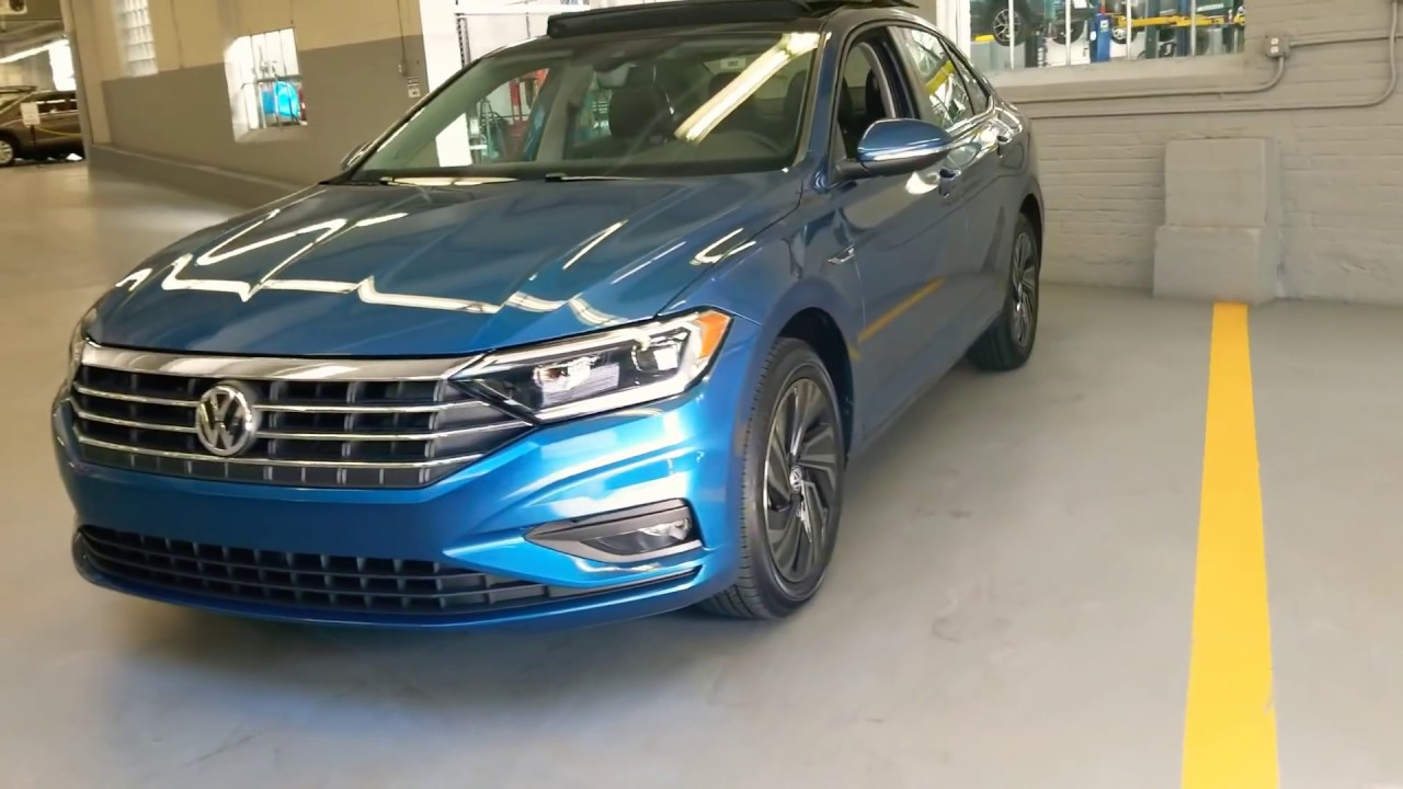 2019 VW Jetta SEL Premium first look!
