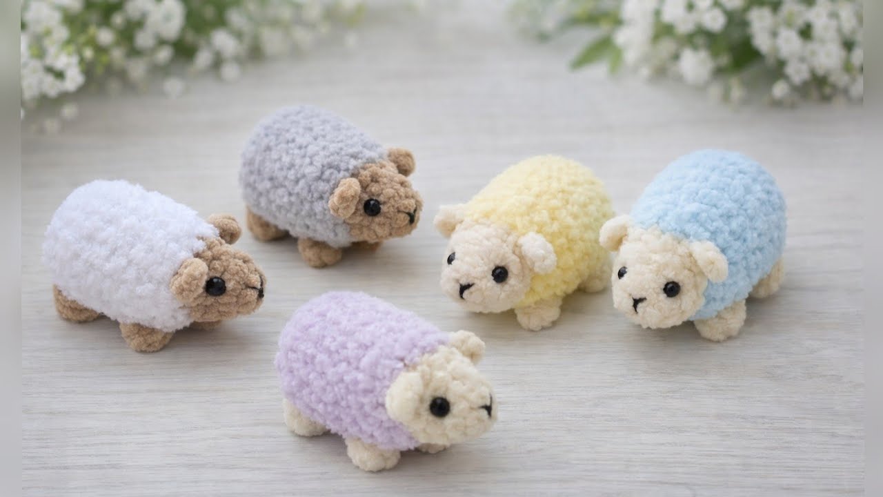 Самая легкая маленькая овечка вязаная крючком из плюшевой пряжи🐏 crocheted sheep🐏gehäkelte Schafe
