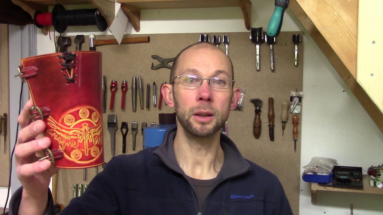 Fabrication d'un canon pour archer en cuir