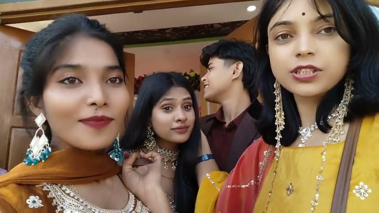 Besti ki shadi me new frds ban gye❤️❤️❤️❤️
