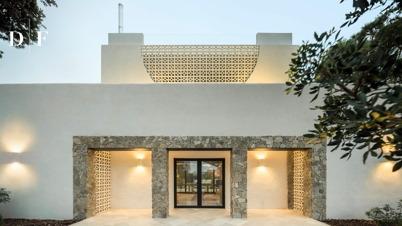Holiday home  in Andalusia  I designed by Steyn Studio I modern with traditional  touch