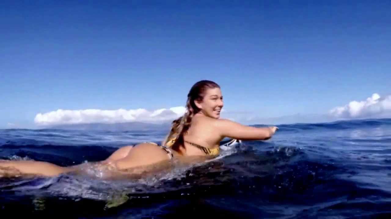 THE GIRLS OF SURFING X