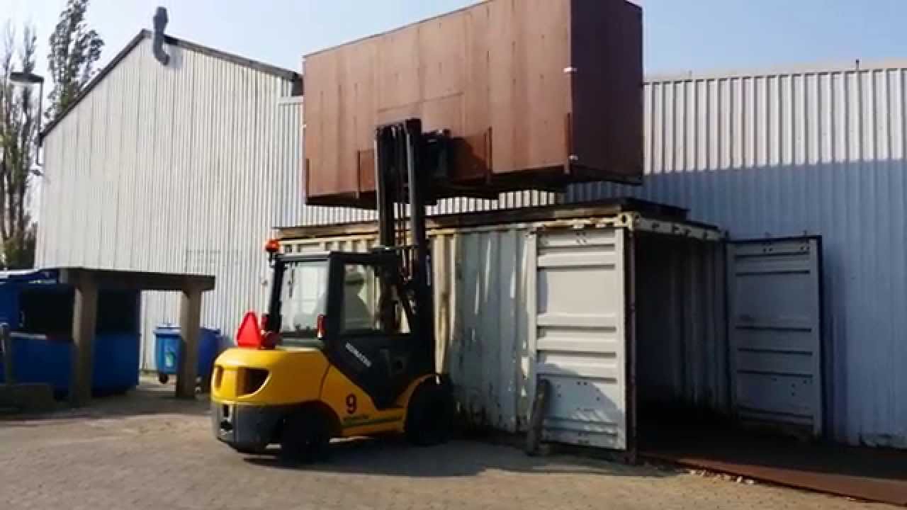 Gaffeltruck - Flytter 1800kg kasse CELF