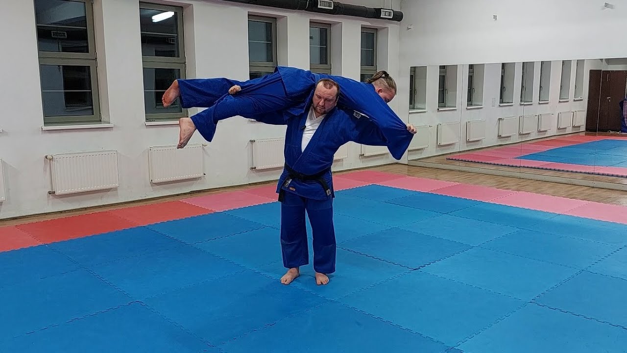 Judo - kata-guruma - barczyste koło (Judopedia)