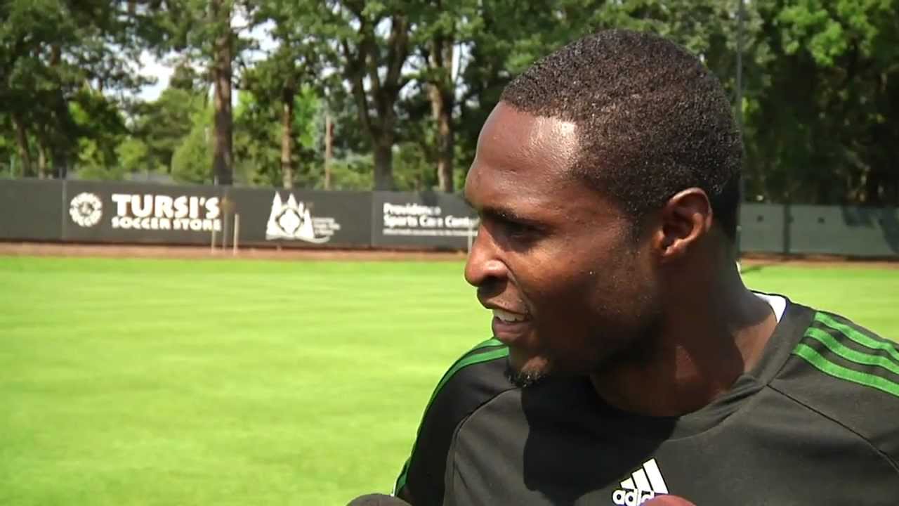 Training 2012: Donovan Ricketts trains with Timbers