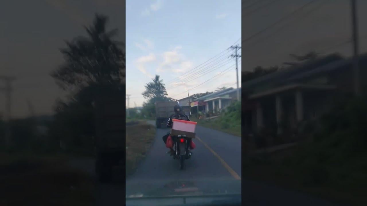 Perjalanan pulang di sore hari,dimenit terakhir ada bonus yaaa 🤣🤣 #perjalanan #jalanjalan #sorehari 