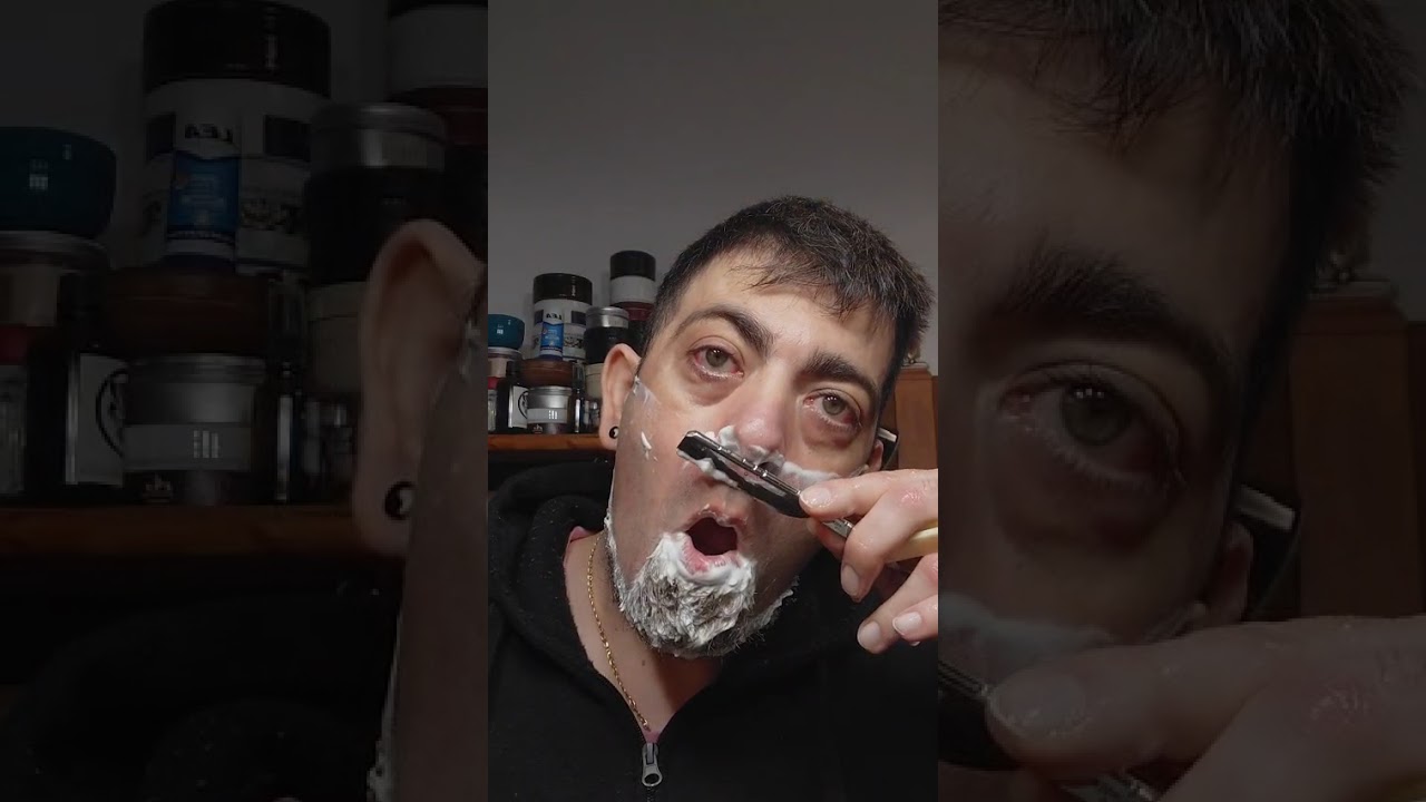 La Rasatura Classica: Rasoio a Mano Libera e Sapone da Barba Montato con il Pennello25-01-2026