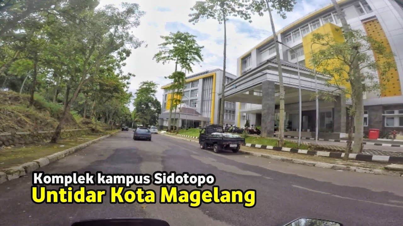 Jalur menuju kawasan gedung kampus Untidar Universitas Negeri Tidar Kampus Sidotopo kota Magelang