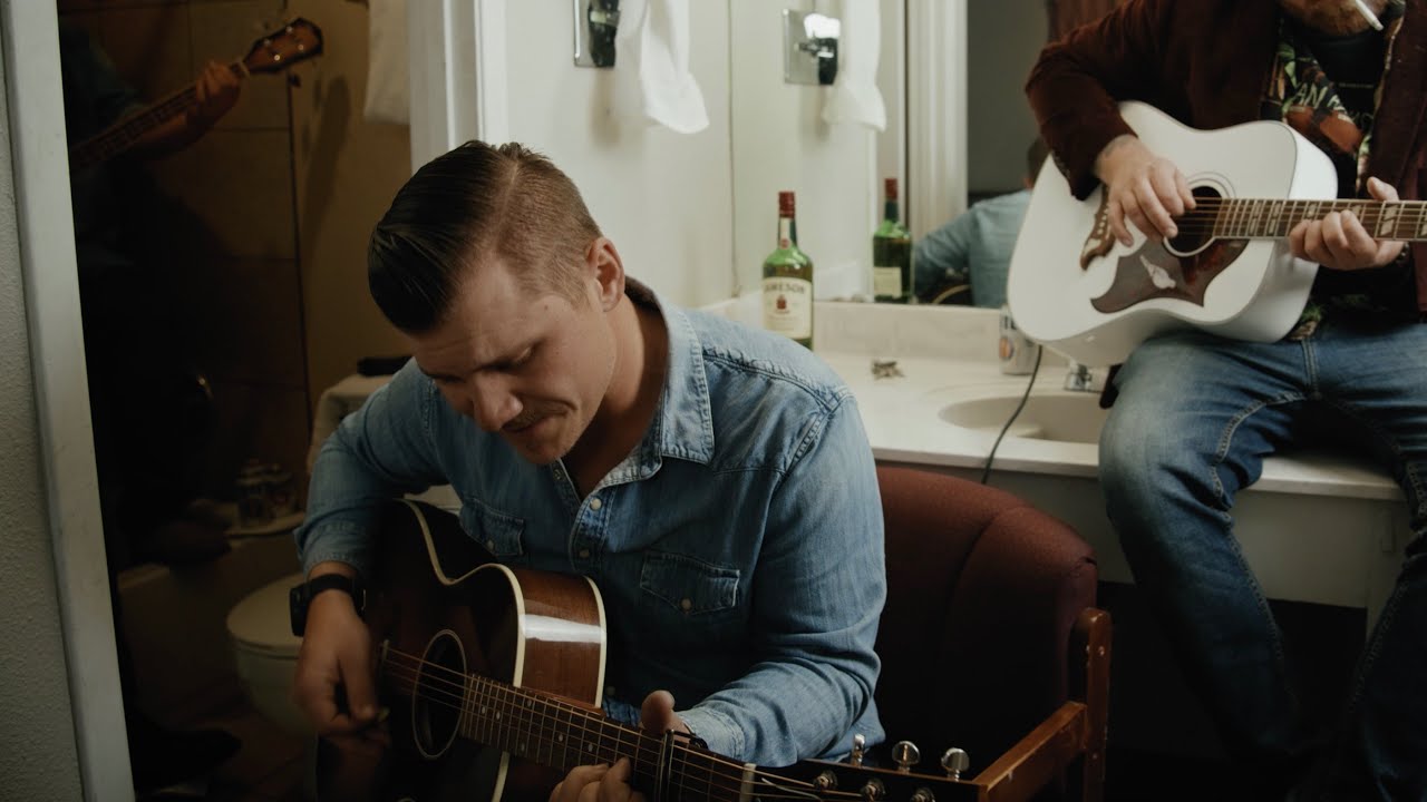 Home, Heartbreak, and Women - Kolton Moore & the Clever Few | Bathroom Sessions