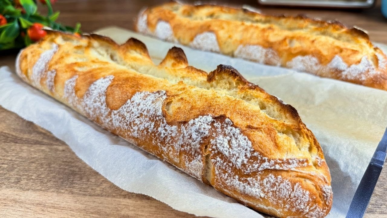 Вы когда-нибудь пробовали багетный хлеб? Этот быстрый, легкий, вкусный рецепт меняет все