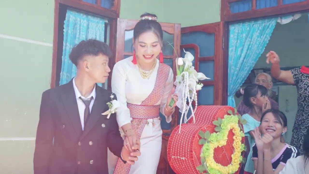 WEDDING QUỐC NI  &  NHÃ KHUYÊN
