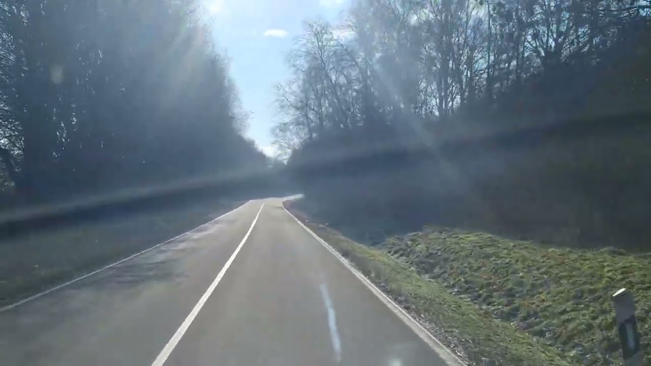 Sonniger Roadtrip von Harbke im Landkreis Börde nach Emersleben im Landkreis Harz in Sachsen-Anhalt