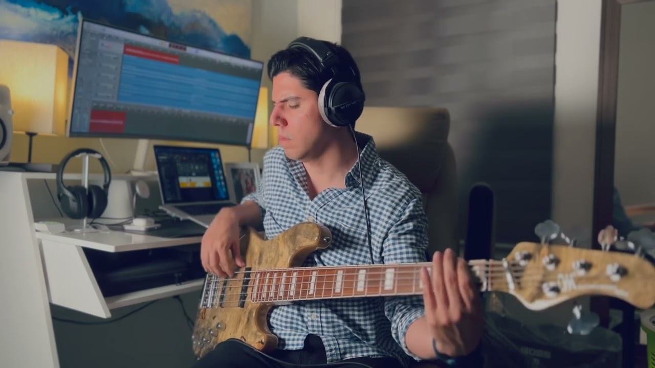 Hank & Cliff - T Square (Bass cover)