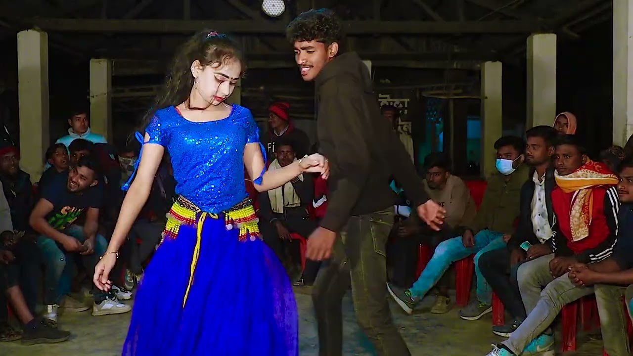 গ্রামের মেয়ের বিয়ে বাড়ির অস্থির নাচ | Ami Dekhte Lale Lal | আমি দেখতে লালে লাল | Dance By Juthi