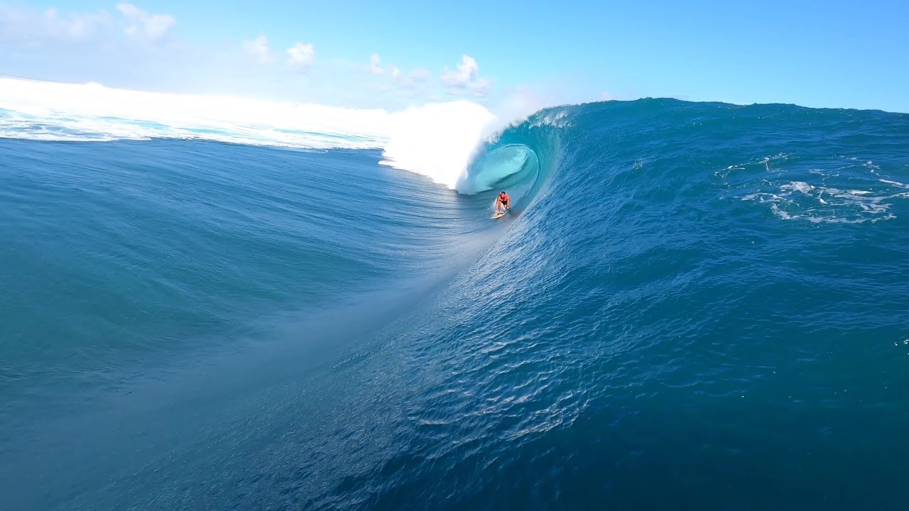 Surfeurs de l’extrême - Teahupoo - 28 mai 2022