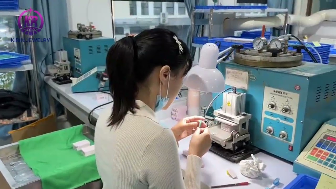 Title:Revealing the Secret of Kirin Jewelry--Hezhou Factory in Guangxi, China