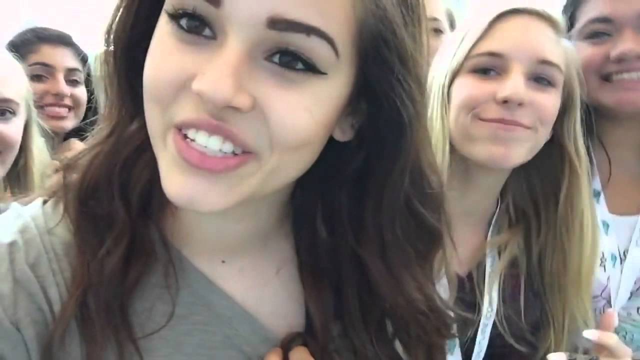 Maggie Lindemann - Couple of Kids (Music Video)
