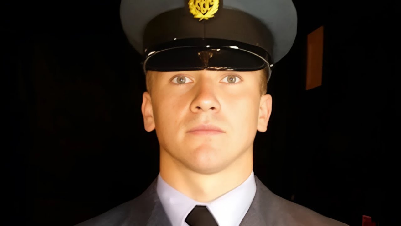 ELE ENTROU E NUNCA MAIS SAIU... - O MISTERIOSO CASO DE CORRIE MCKEAGUE