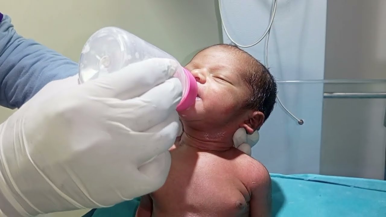 Newborn Baby Crying for Milk 😭 | Heartbreaking & Sweet Feeding Moment ❤️