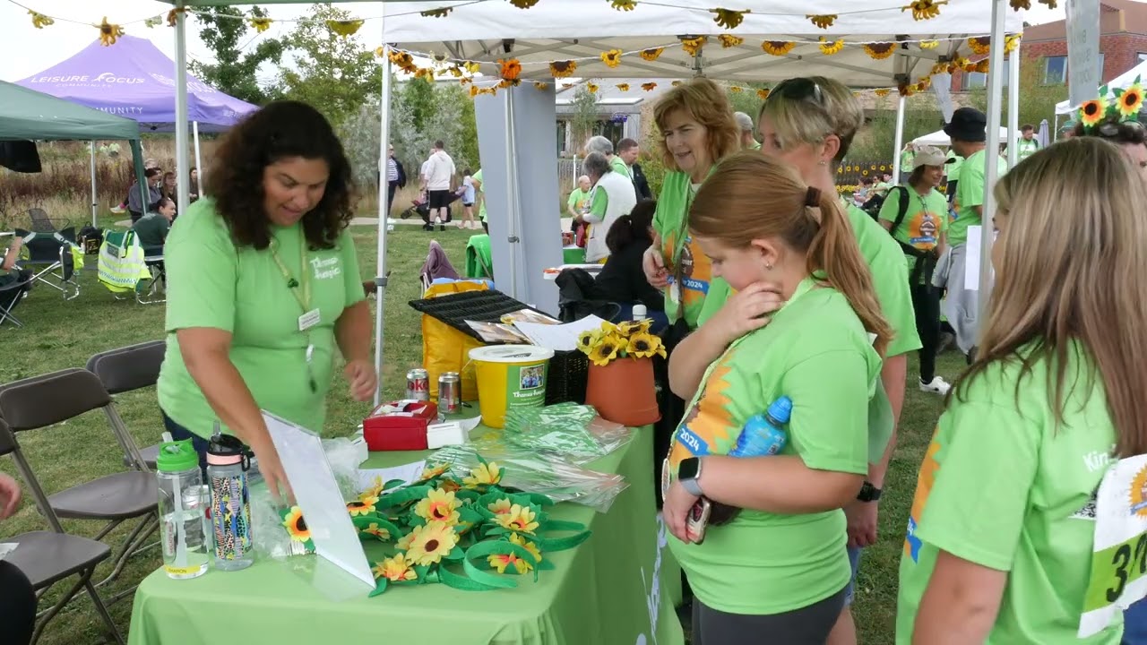Thames Hospice Sunflower Walk 2024