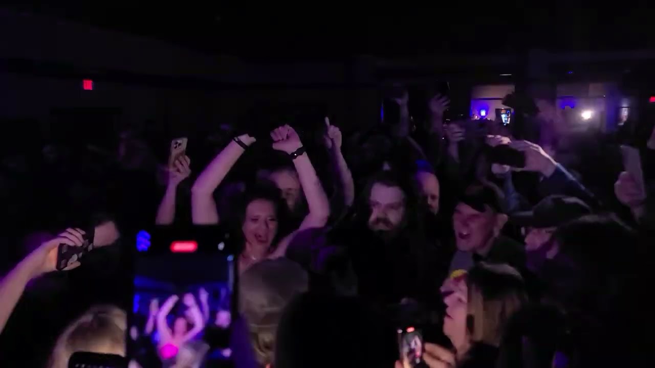 Soil - Halo @ The Blue Note Harrison Ohio on 3/9/24