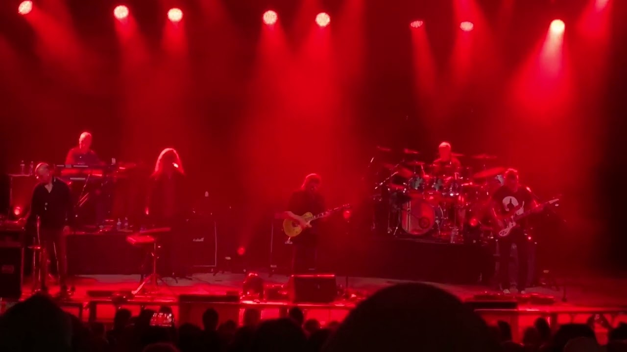Watcher of the Skies (edit) - Steve Hackett and his band 3/6/24
