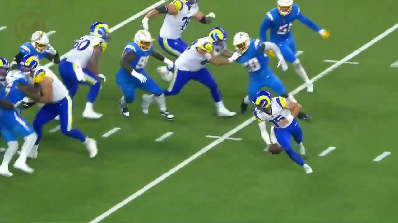 Ty Simpson scrambles to find Brennan Presley in the endzone